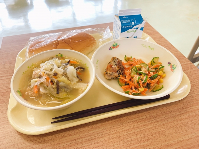 学校給食